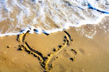heart in sand